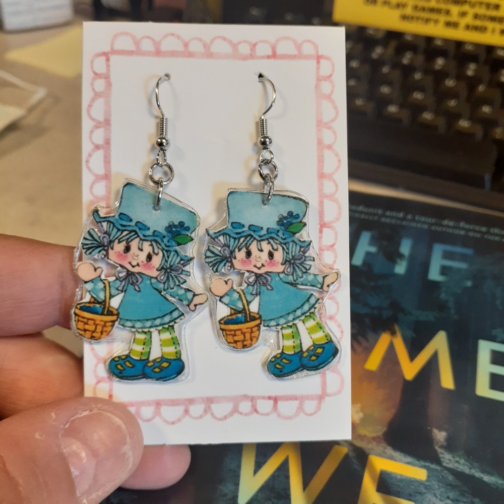 Strawberry shortcake  friend blueberry muffin earrings